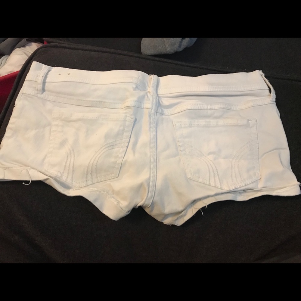 White hollister shorts